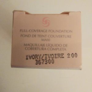 Foundation Ivory 200